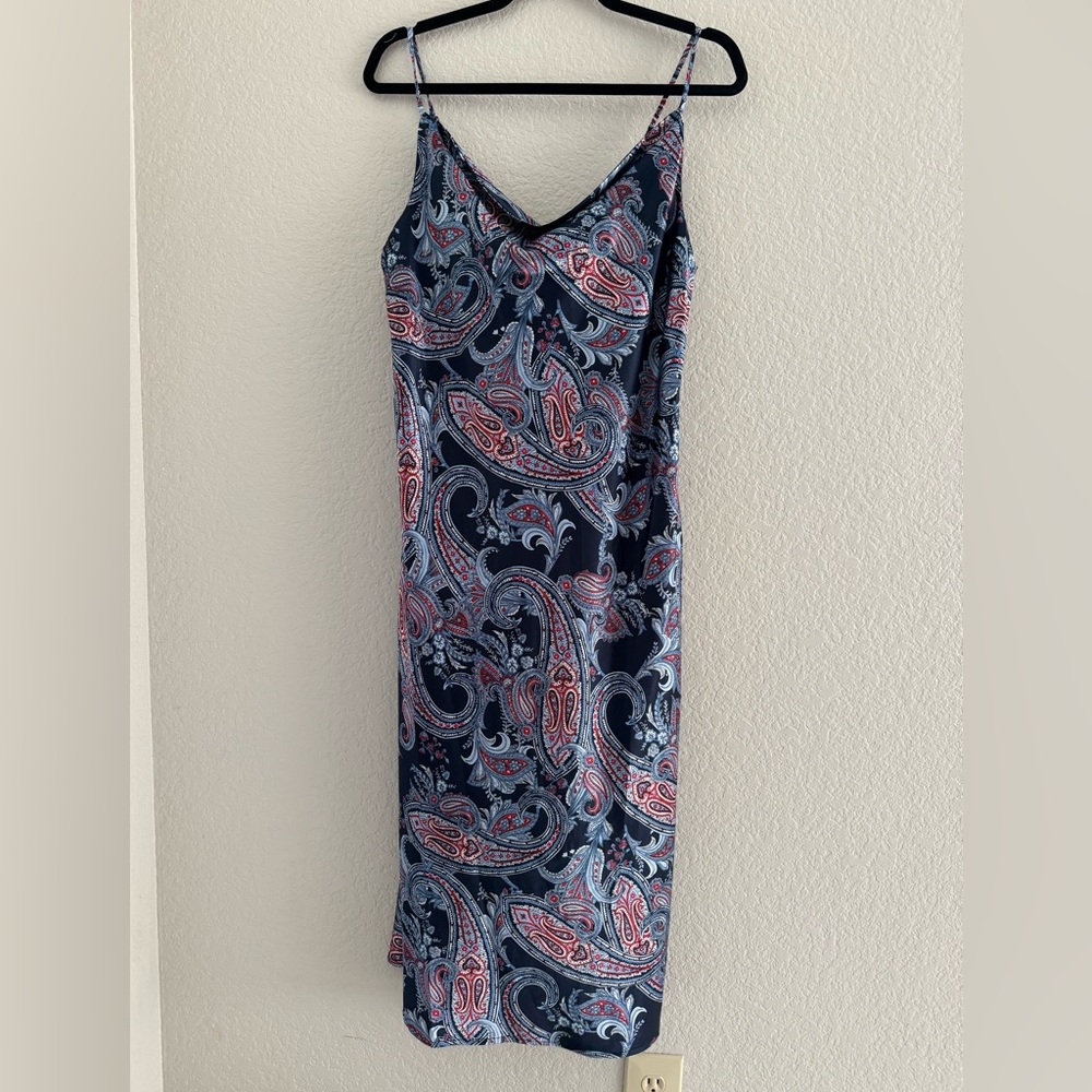 Emma & Michelle slip dress navy and red paisley cowl neck adjustable straps sz M